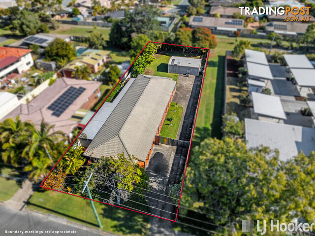 6 Holz Street VICTORIA POINT QLD 4165