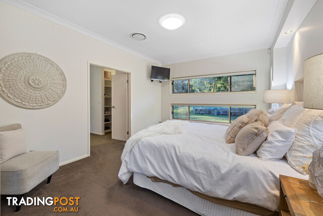 17 Megan Court THORNLANDS QLD 4164