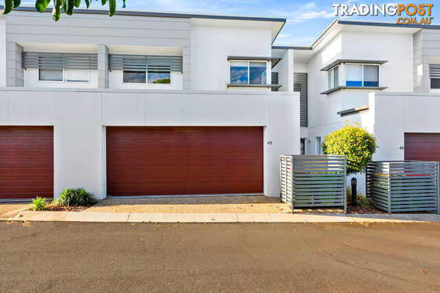 45/57 Charles Canty Drive WELLINGTON POINT QLD 4160