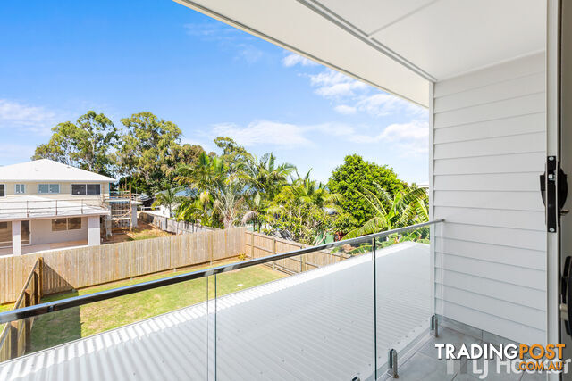 2/11A Base Street VICTORIA POINT QLD 4165