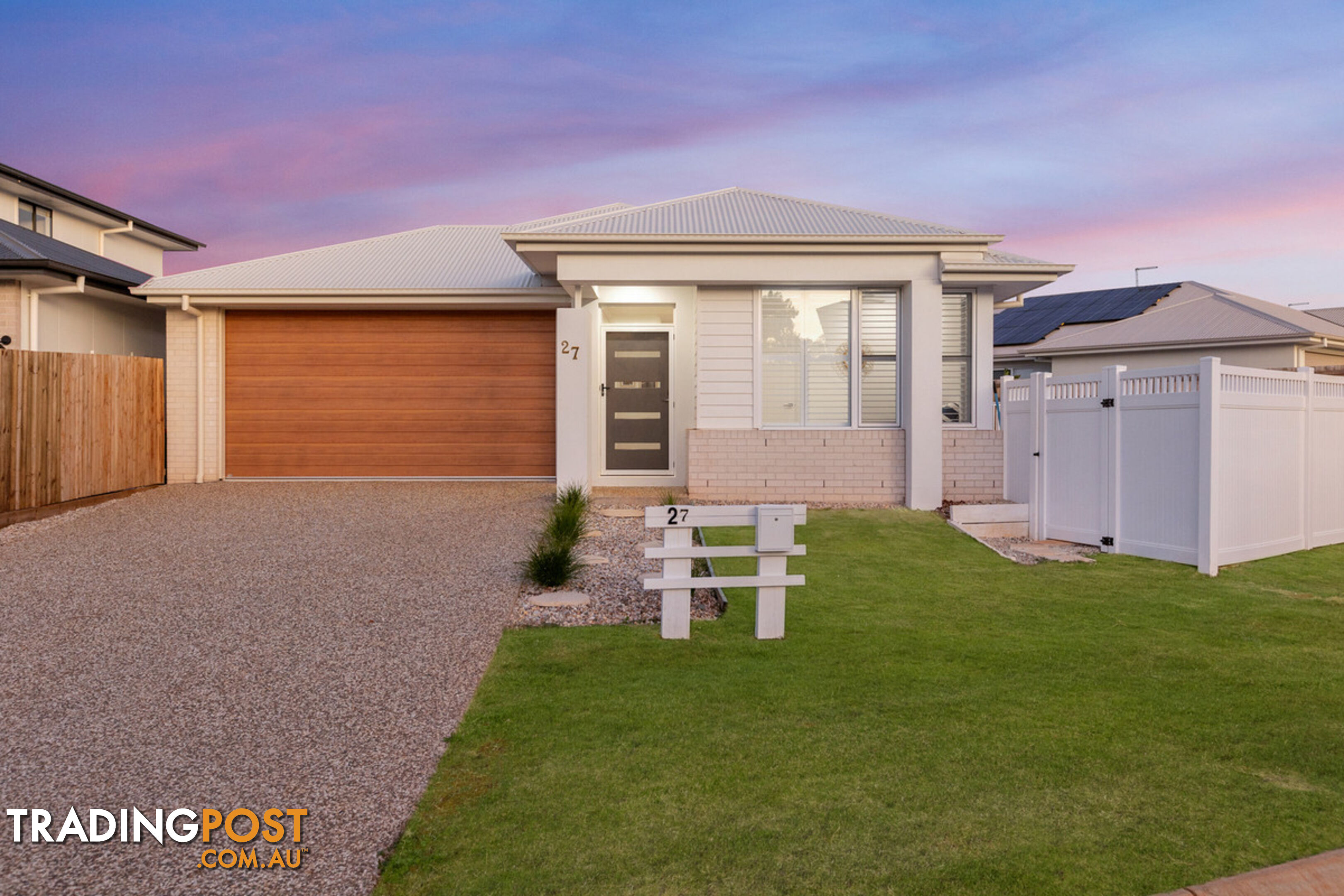 27 Radiance Crescent THORNLANDS QLD 4164