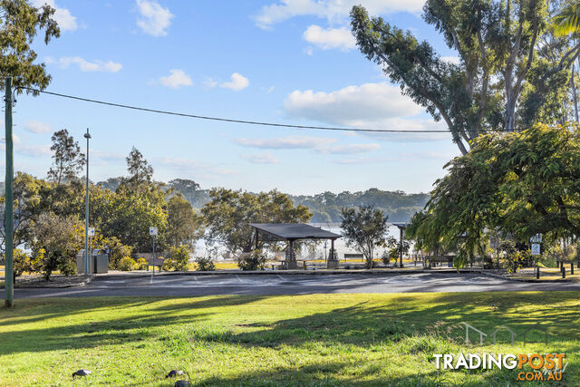 26 Esplanade RUSSELL ISLAND QLD 4184