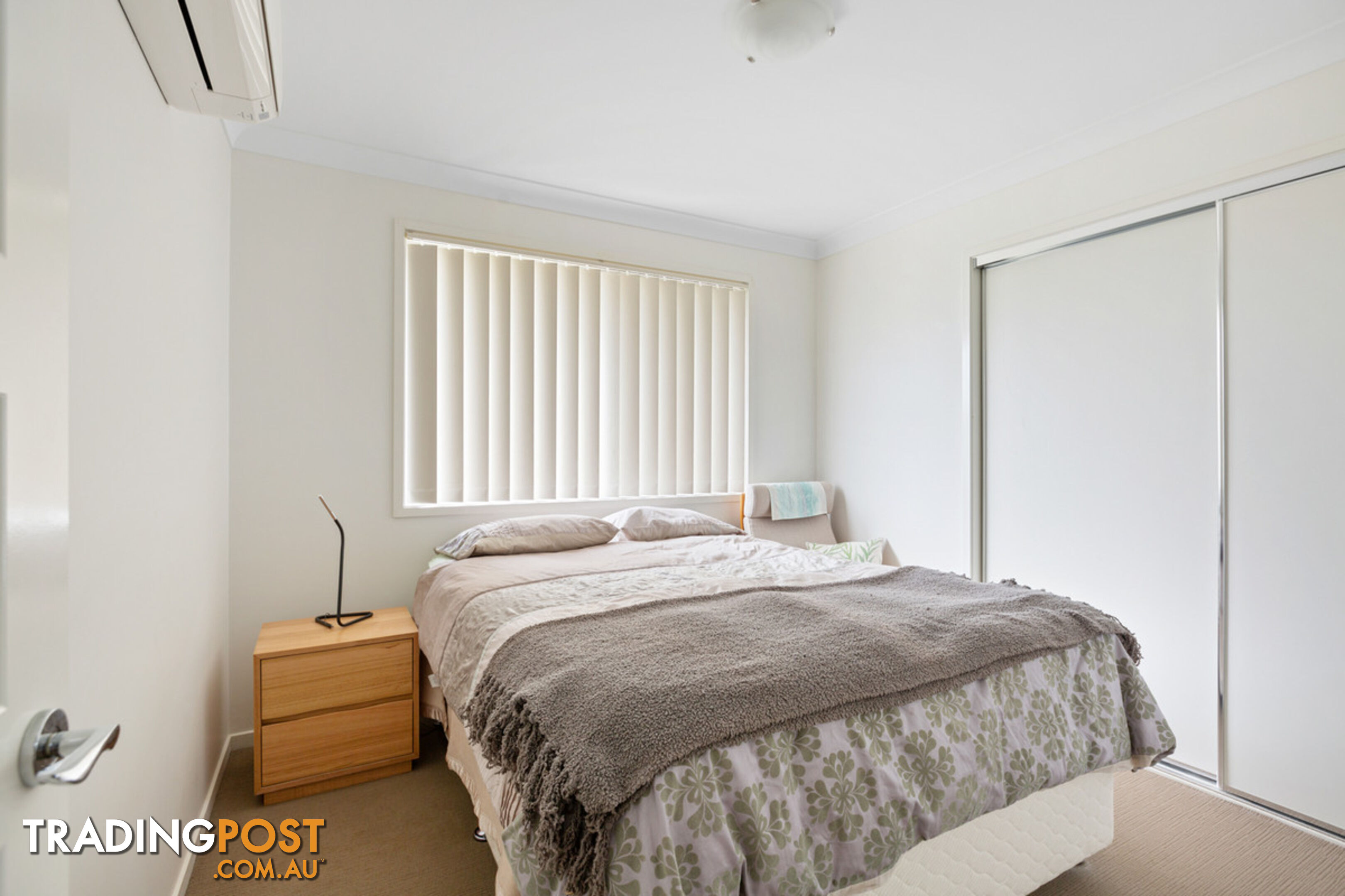 8 Willis Close REDLAND BAY QLD 4165