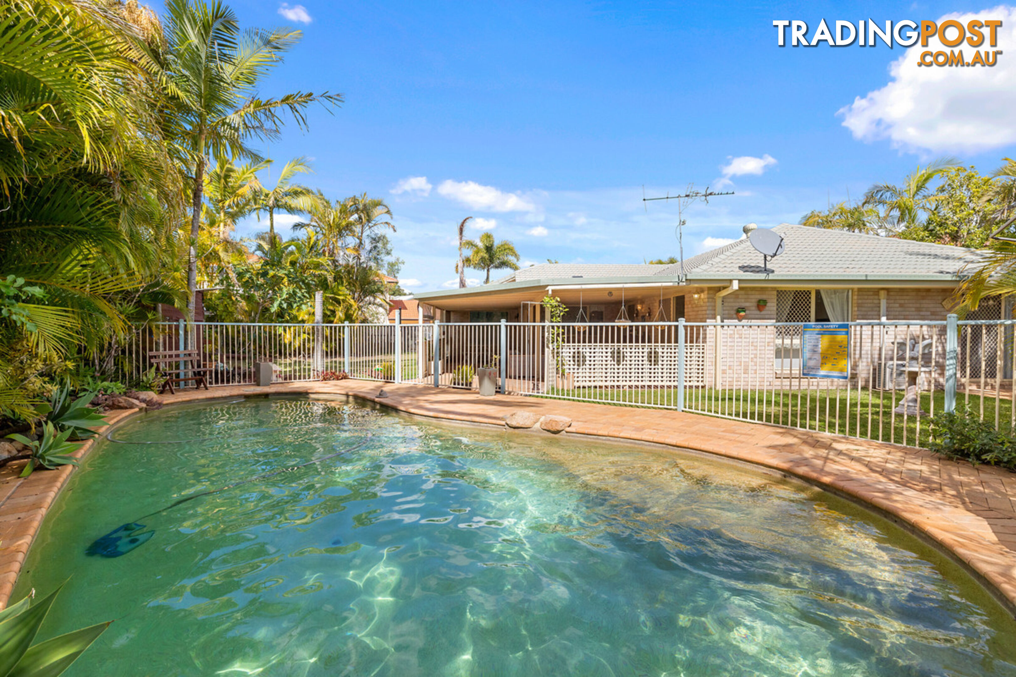 21 Beachside Court VICTORIA POINT QLD 4165