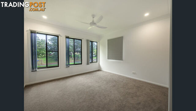 17 Mountain View Crescent RUSSELL ISLAND QLD 4184