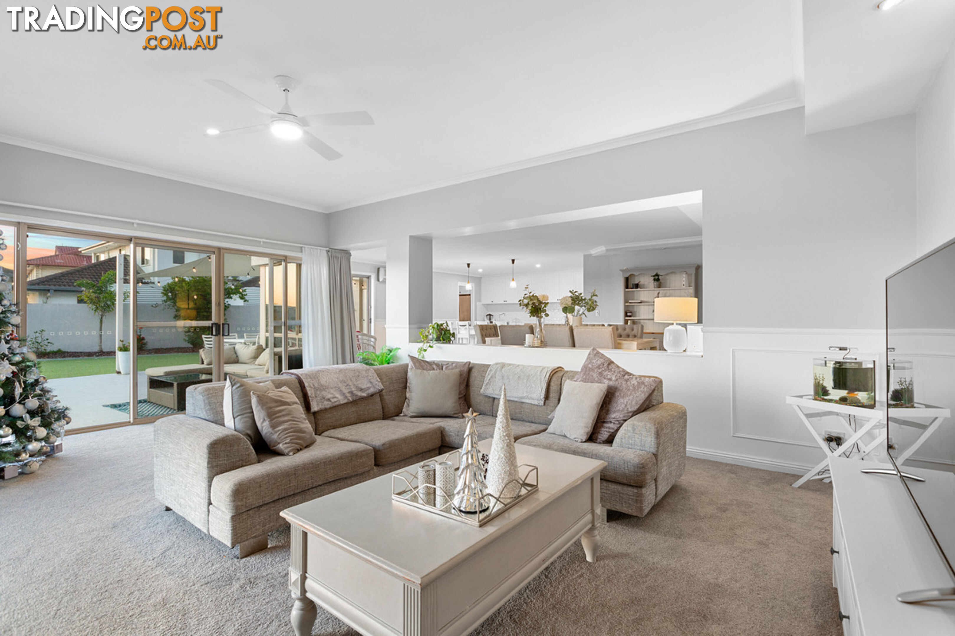 12 Paxton Street RABY BAY QLD 4163