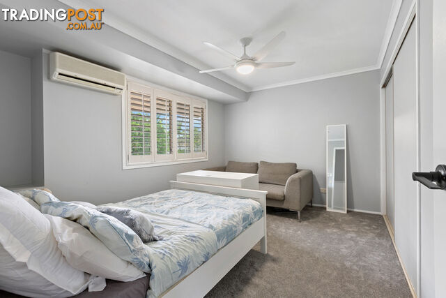 12 Paxton Street RABY BAY QLD 4163