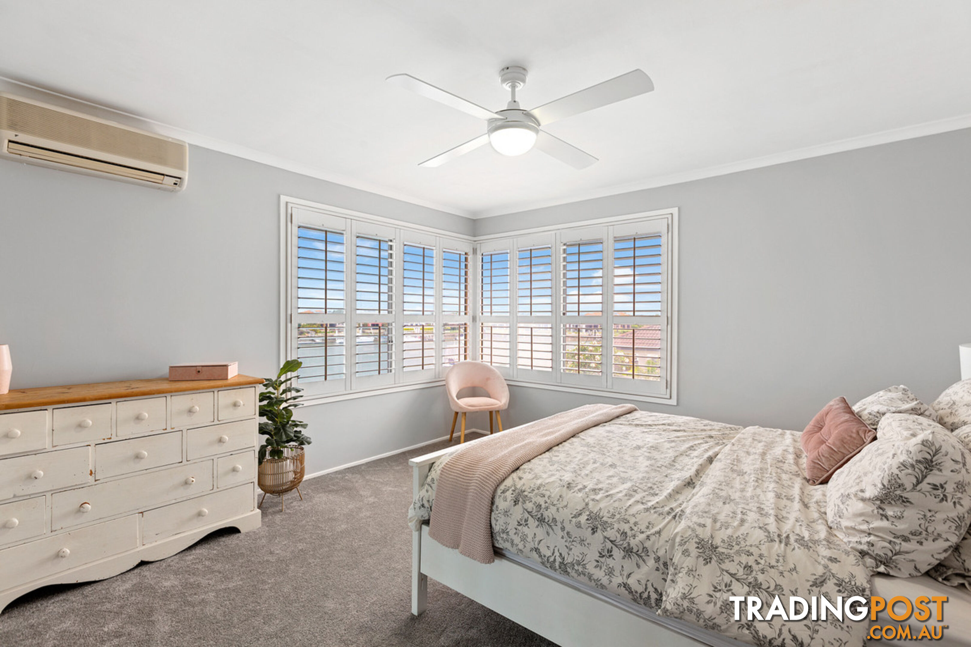 12 Paxton Street RABY BAY QLD 4163