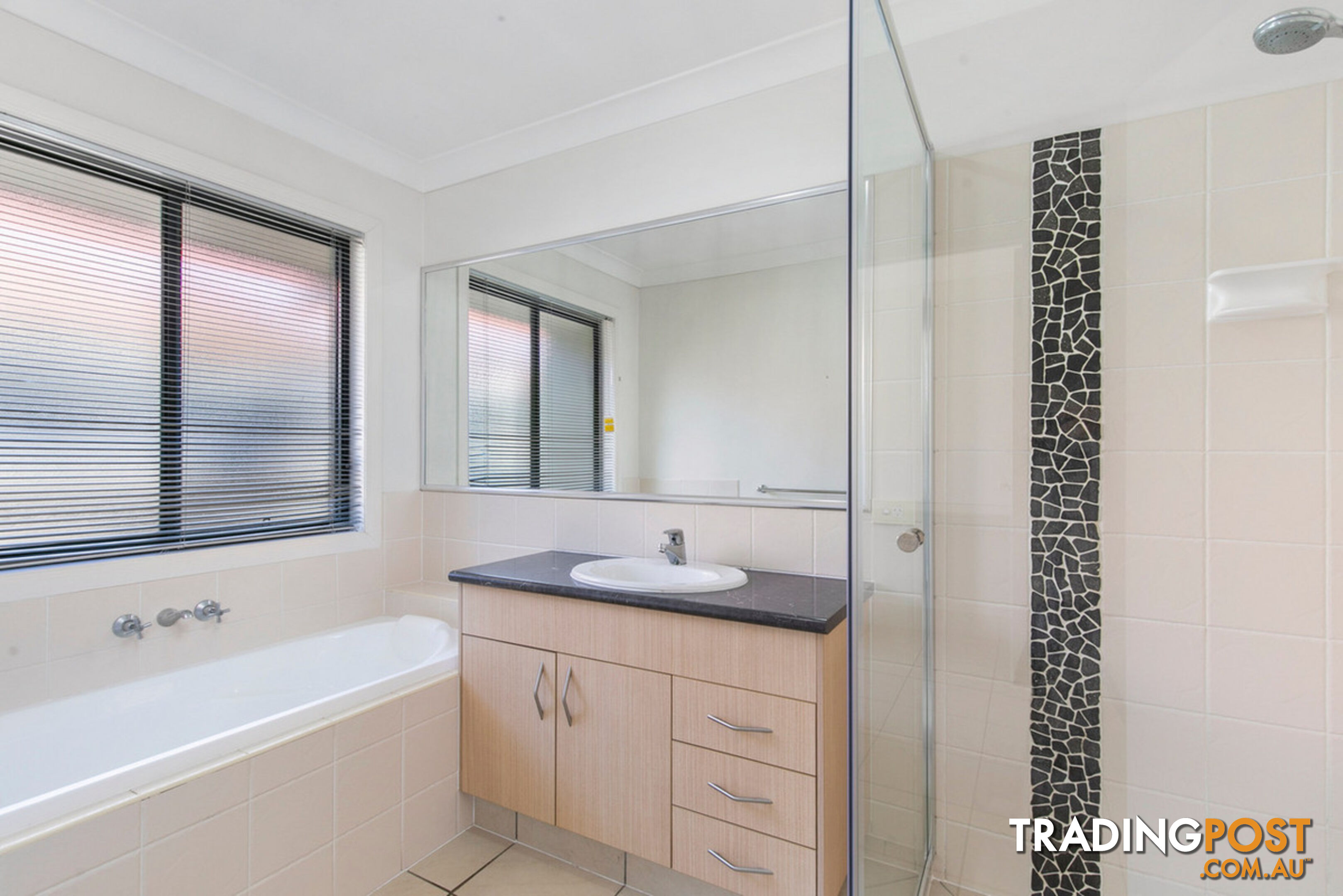 1 Highgreen Place THORNLANDS QLD 4164