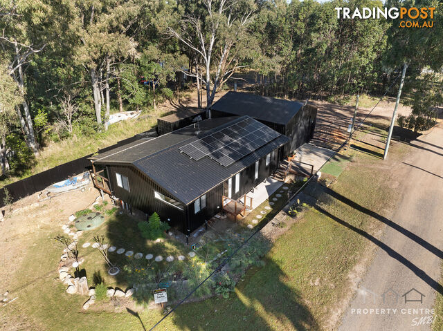 2 Victoria Avenue RUSSELL ISLAND QLD 4184