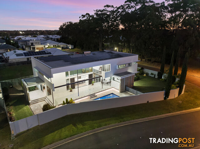 15 Nadine Crescent THORNLANDS QLD 4164