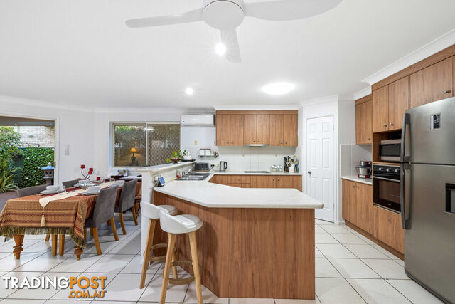 11 Manning Esplanade THORNLANDS qld 4164