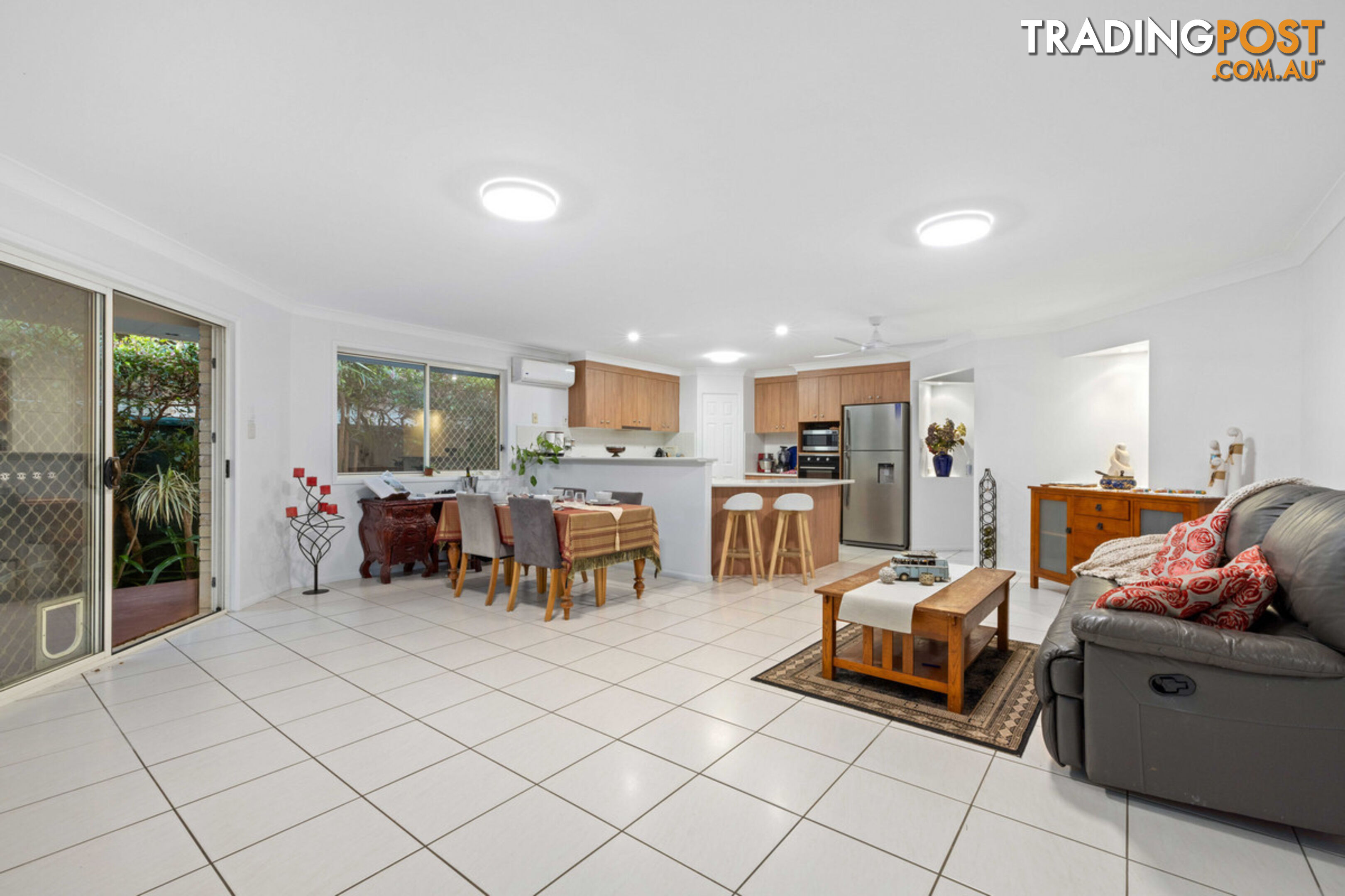 11 Manning Esplanade THORNLANDS qld 4164