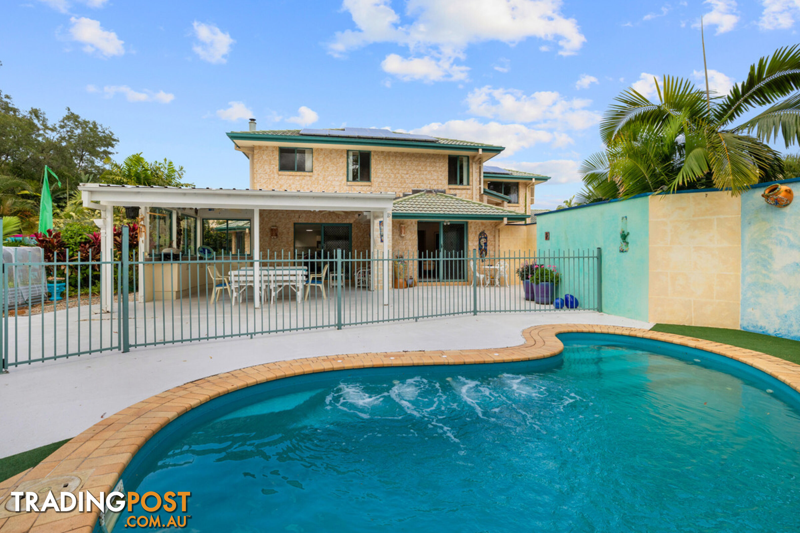 90 South Street THORNLANDS QLD 4164