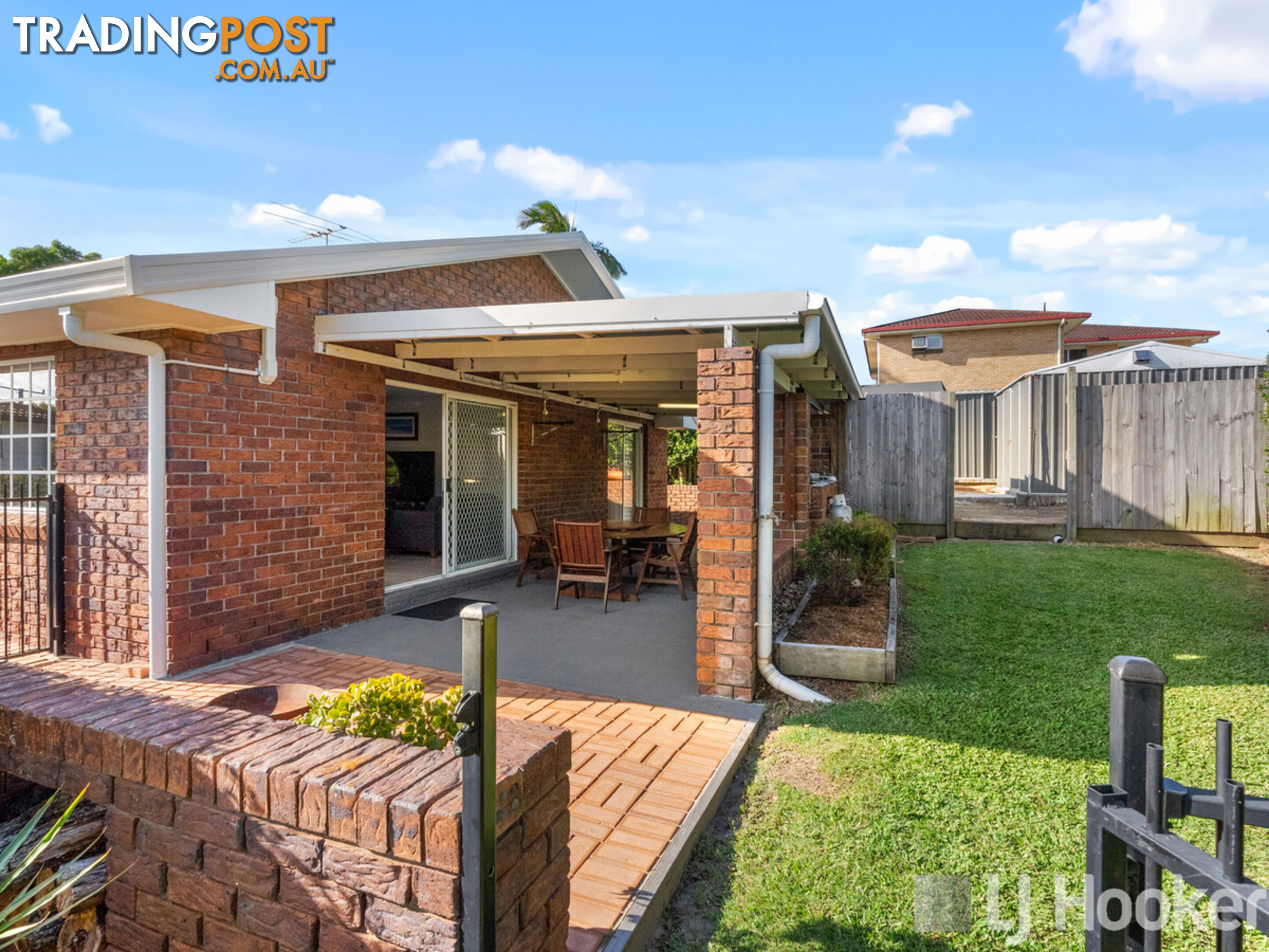 1 Lake View Drive THORNLANDS QLD 4164