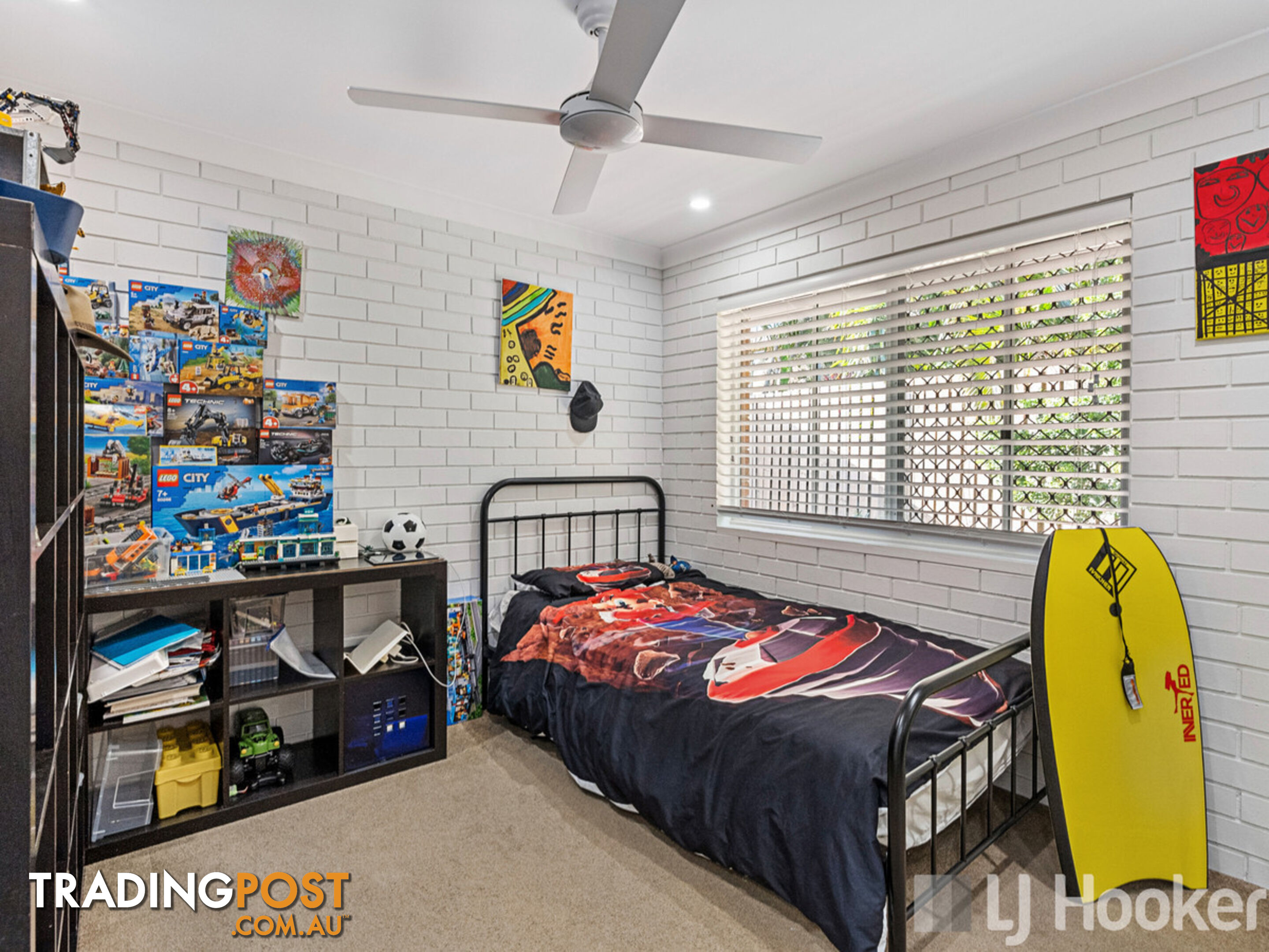 1 Lake View Drive THORNLANDS QLD 4164