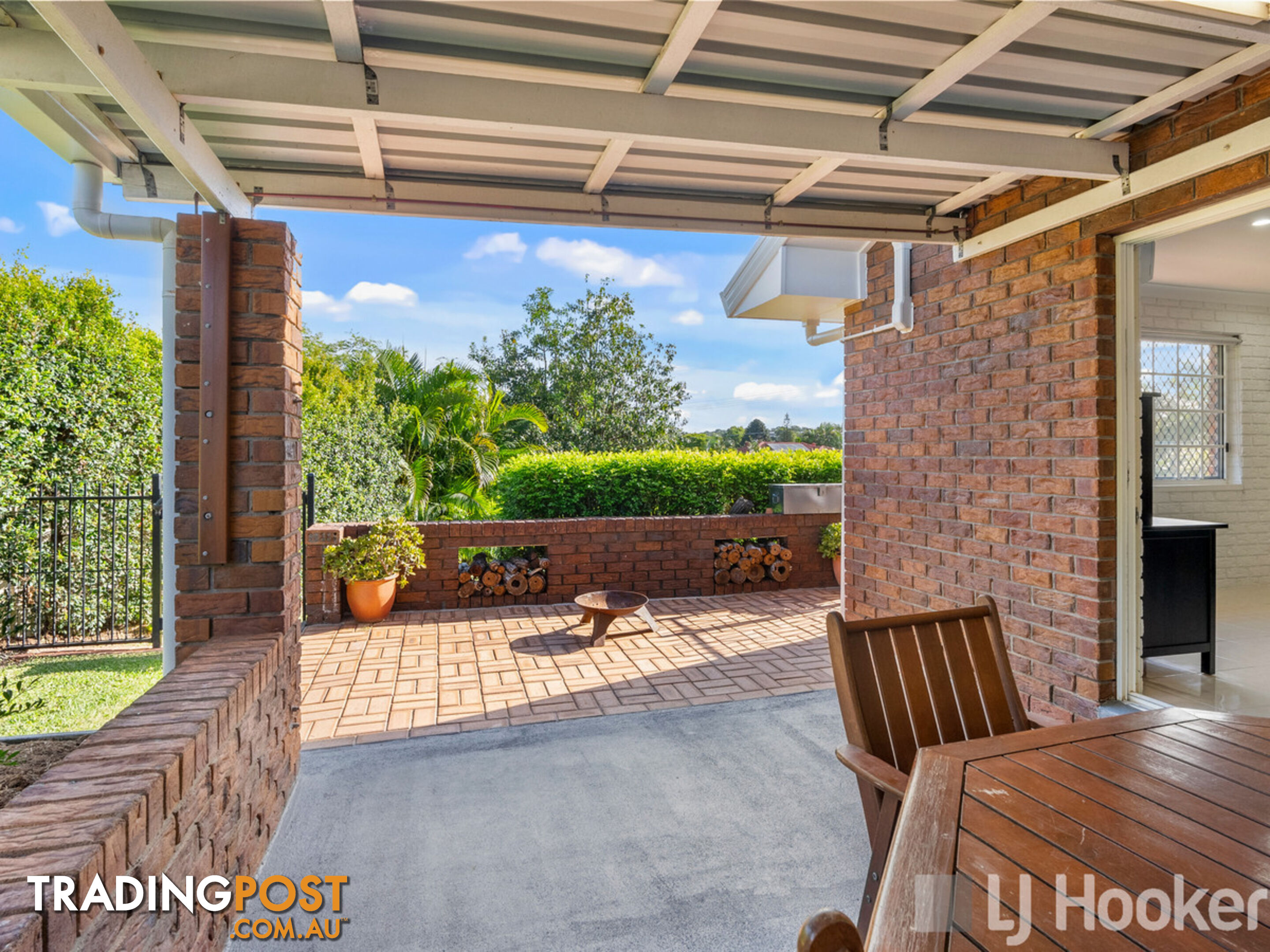 1 Lake View Drive THORNLANDS QLD 4164