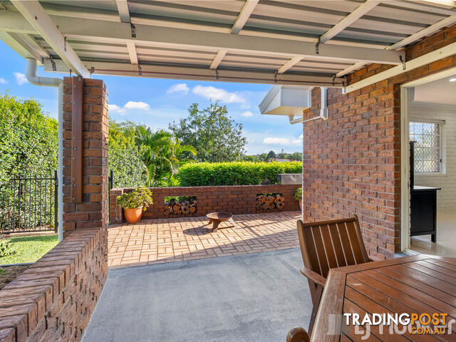 1 Lake View Drive THORNLANDS QLD 4164