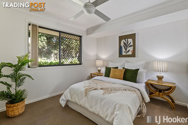 15 Sam Place THORNLANDS QLD 4164