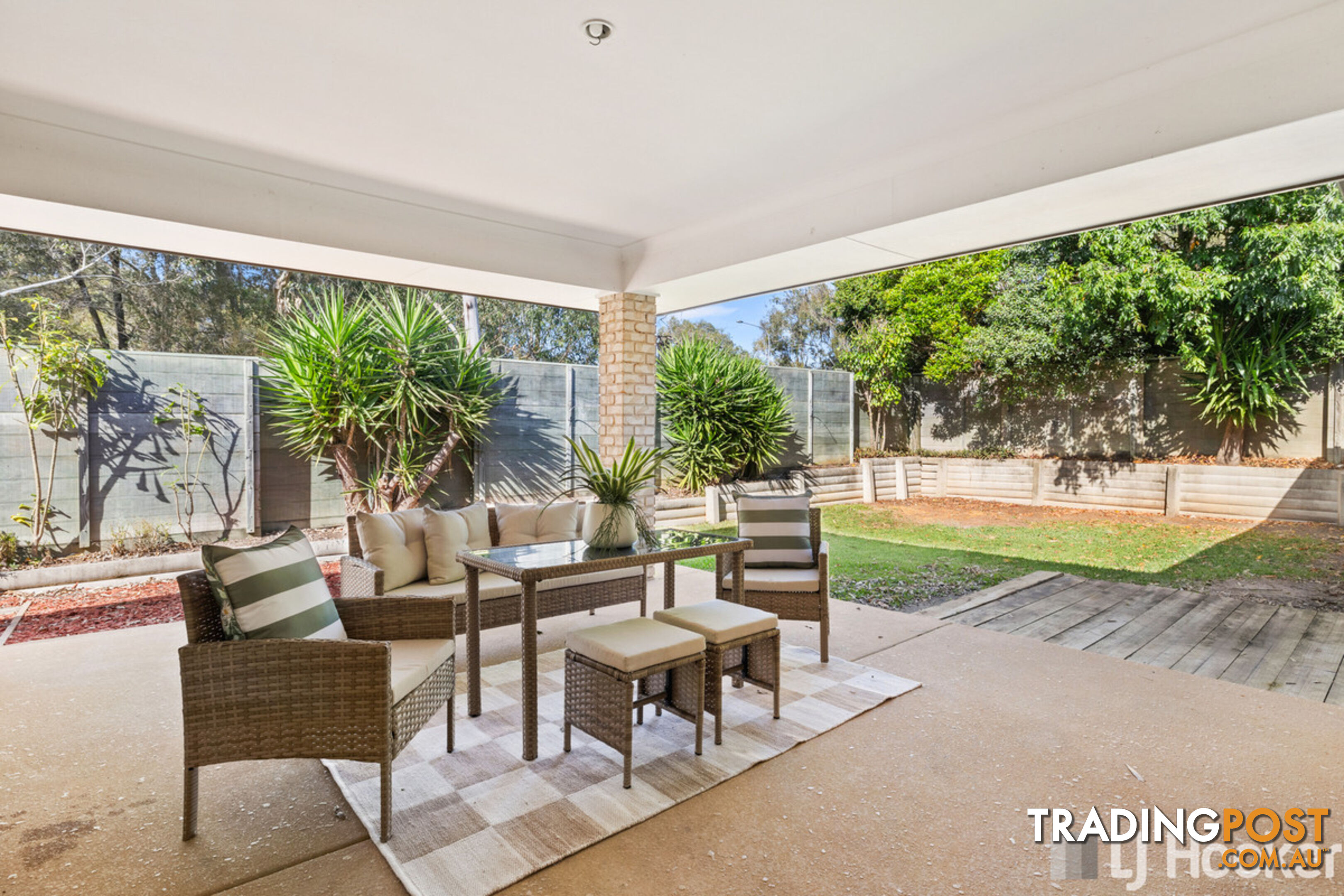 15 Sam Place THORNLANDS QLD 4164