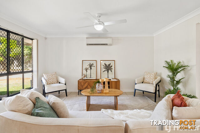 15 Sam Place THORNLANDS QLD 4164