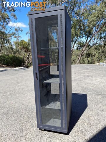 Network Server Rack Cabinet