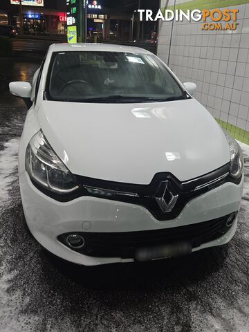 2013 Renault Clio Hatchback Automatic