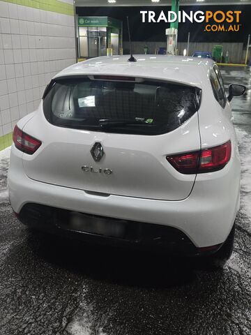 2013 Renault Clio Hatchback Automatic - photo 3 of 3