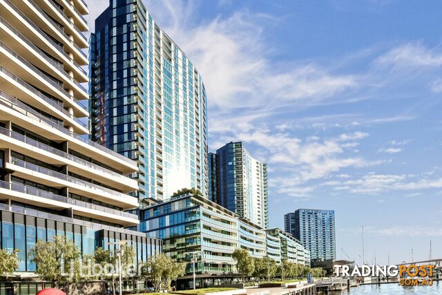 266/8 Waterside Place DOCKLANDS VIC 3008