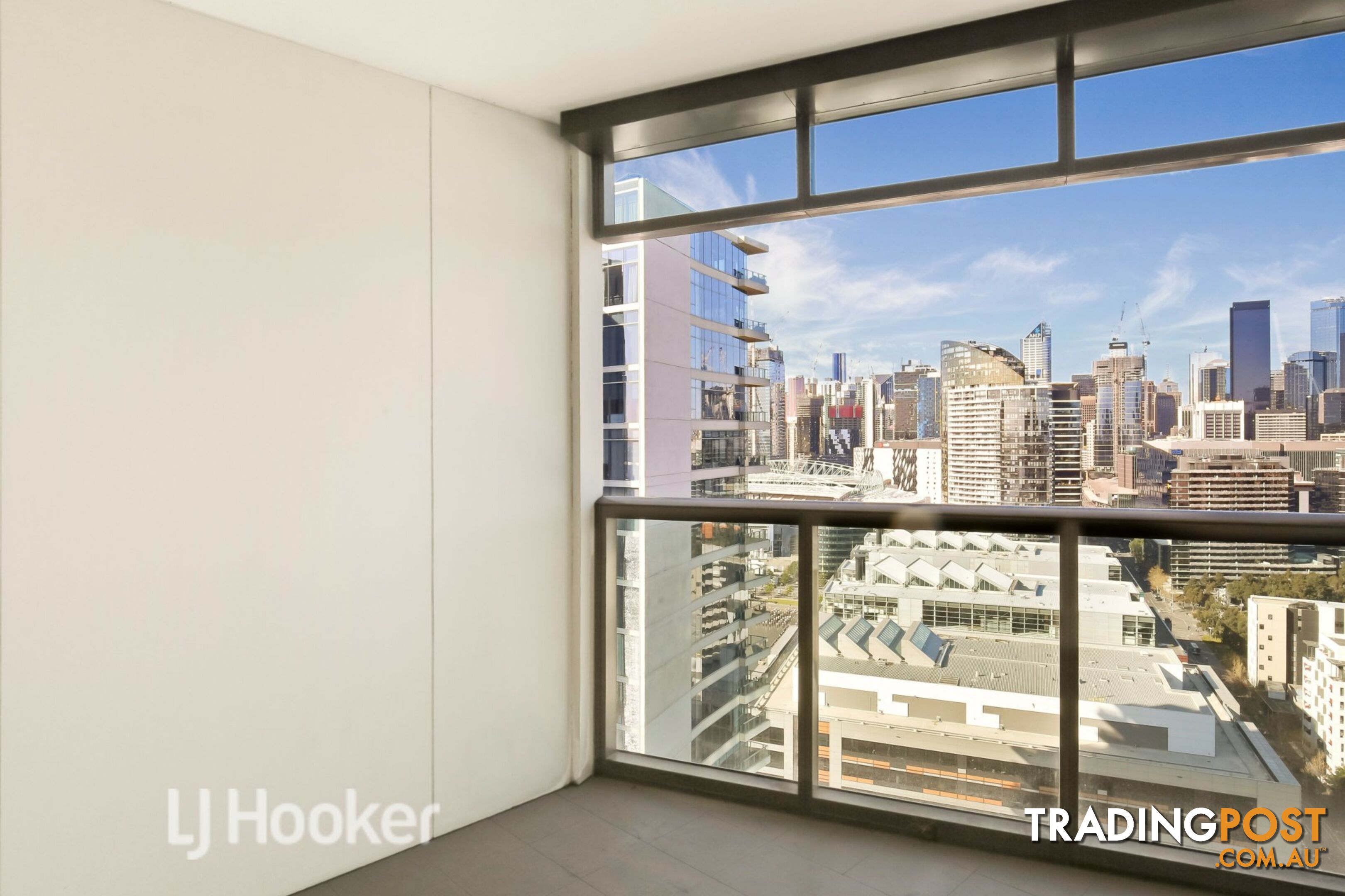 266/8 Waterside Place DOCKLANDS VIC 3008