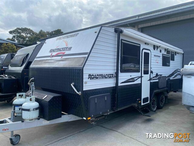 2019 VACATIONER ROADTRACKER CARAVAN FAMILY