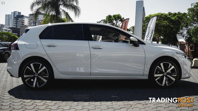 2025 Volkswagen Golf 110TSI Style 8.5 Auto MY26 - photo 4 of 15