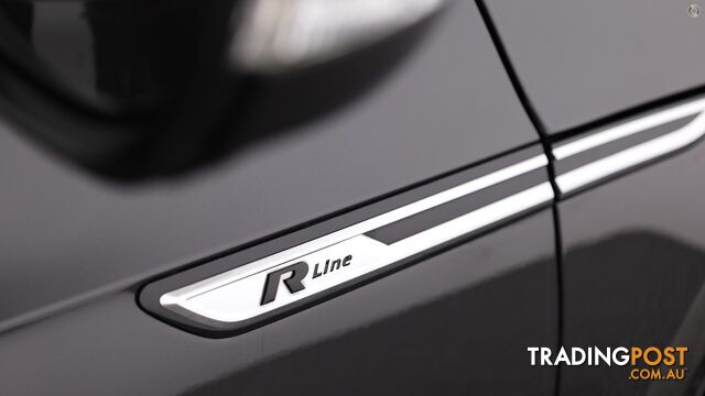 2018 Volkswagen Arteon 206TSI R-Line 3H Auto 4MOTION MY18 - photo 4 of 34