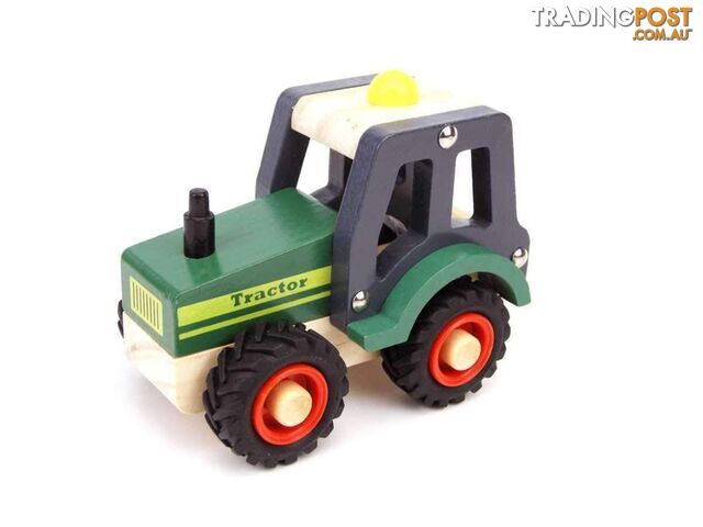 WOODEN GREEN TRACTOR