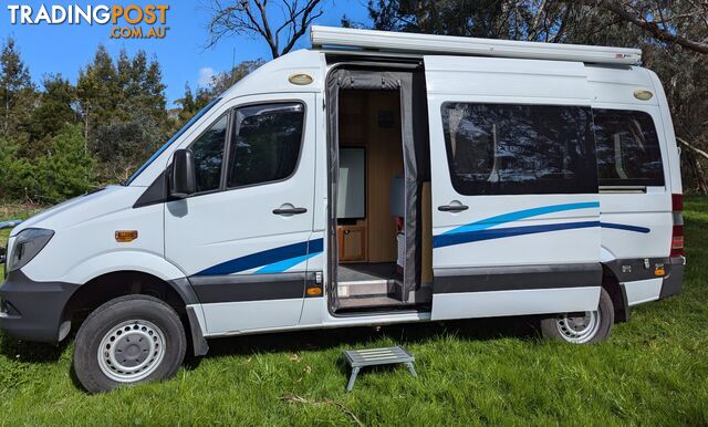 2014 4WD Mercedes Sprinter 319CDI (MWB, high roof)