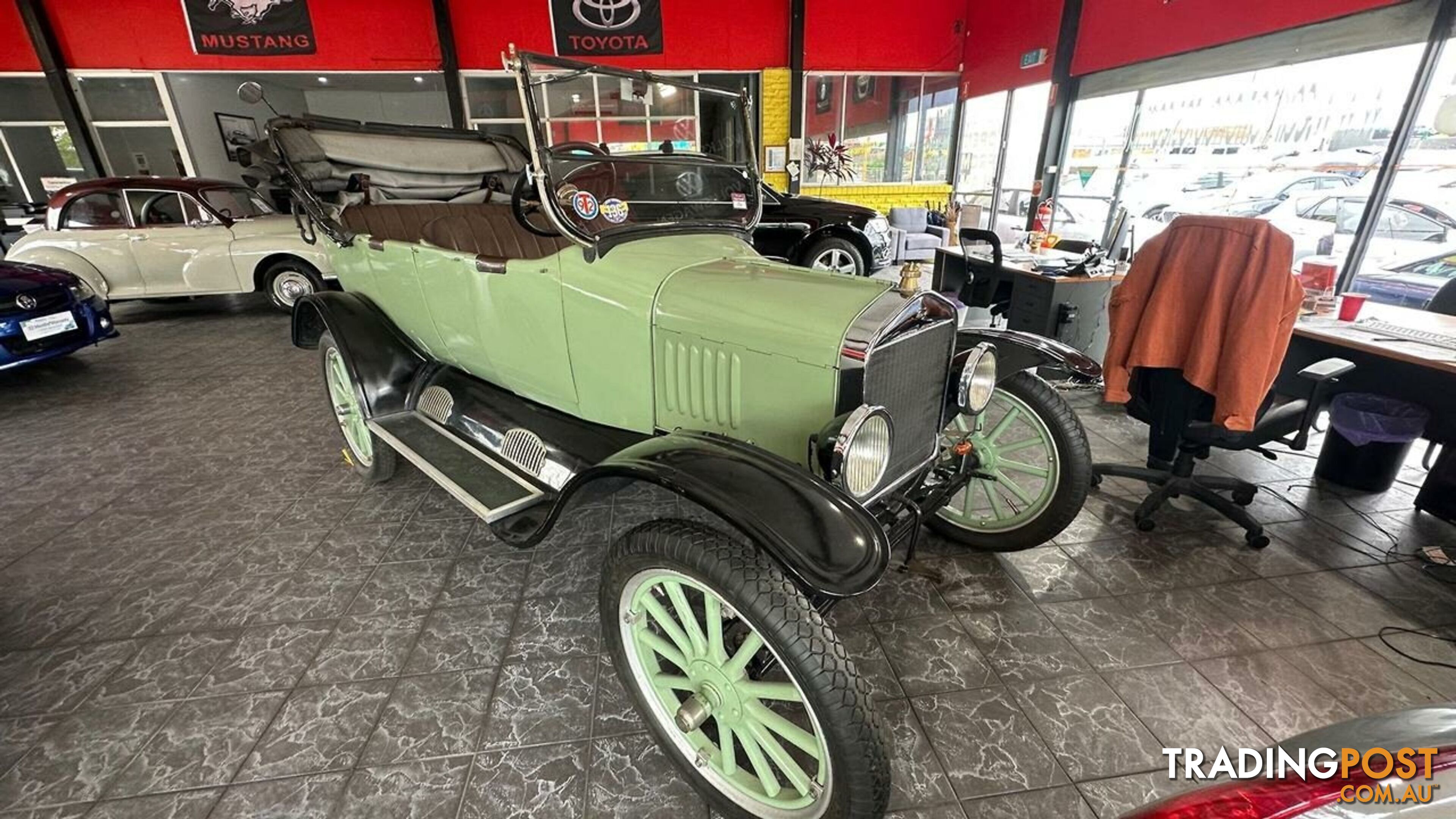 1923 Ford Model T BodyStyle Badge Convertible