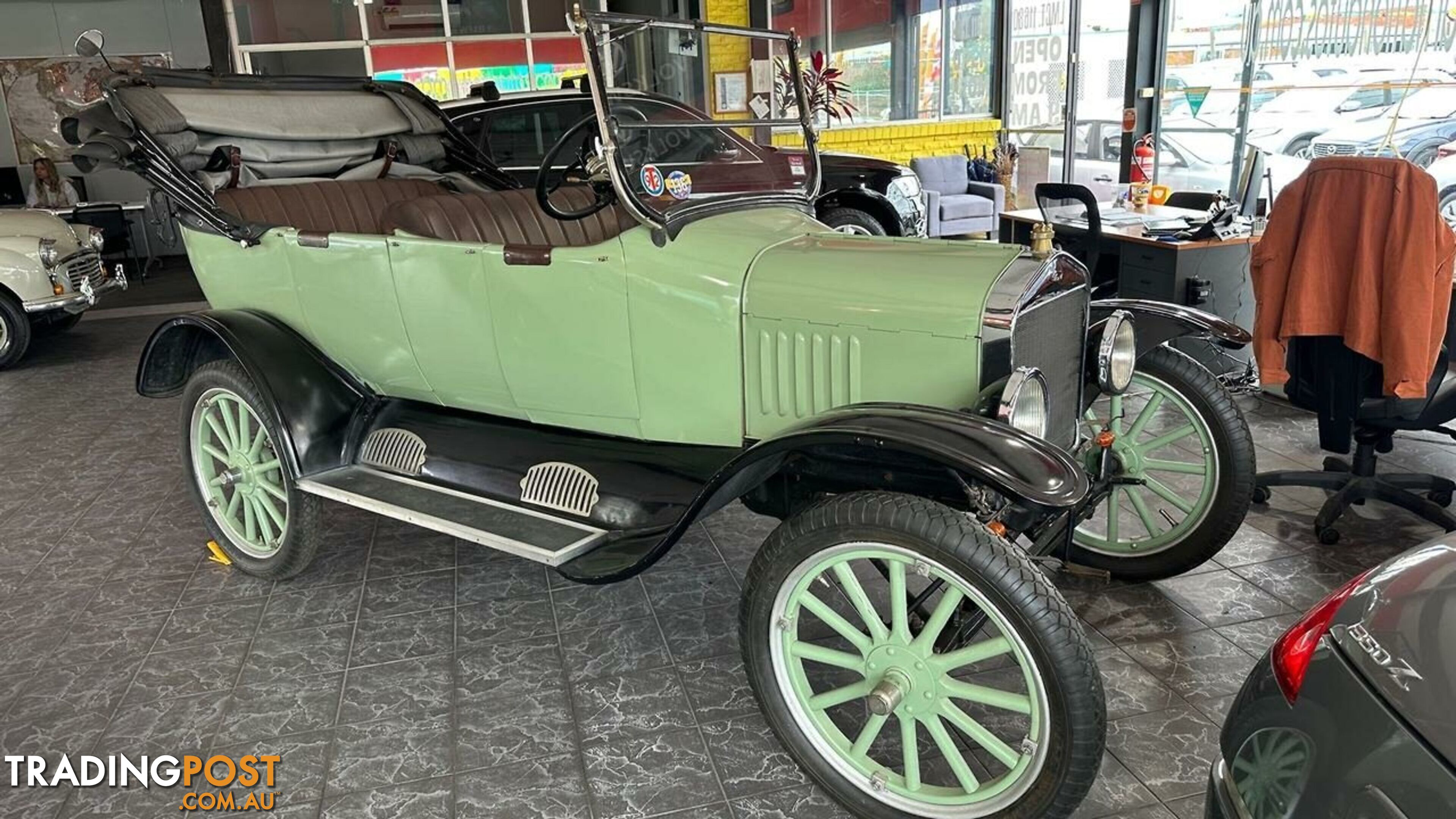 1923 Ford Model T BodyStyle Badge Convertible