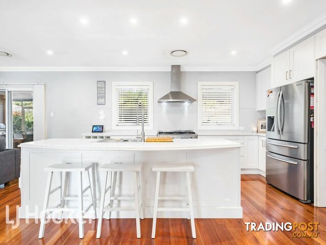 80 Castlereagh Street TAHMOOR NSW 2573 - photo 5 of 21