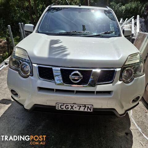 2011 Nissan X-Trail St-L -5 DR wagon