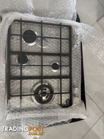 Smeg 60cm Cooktop – Ex Display – Excellent Condition