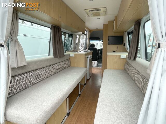 2016 Mercedes-Benz Sprinter - photo 2 of 20