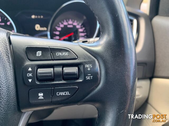 2017 Kia Carnival Platinum YP MY17 Wagon - photo 5 of 21