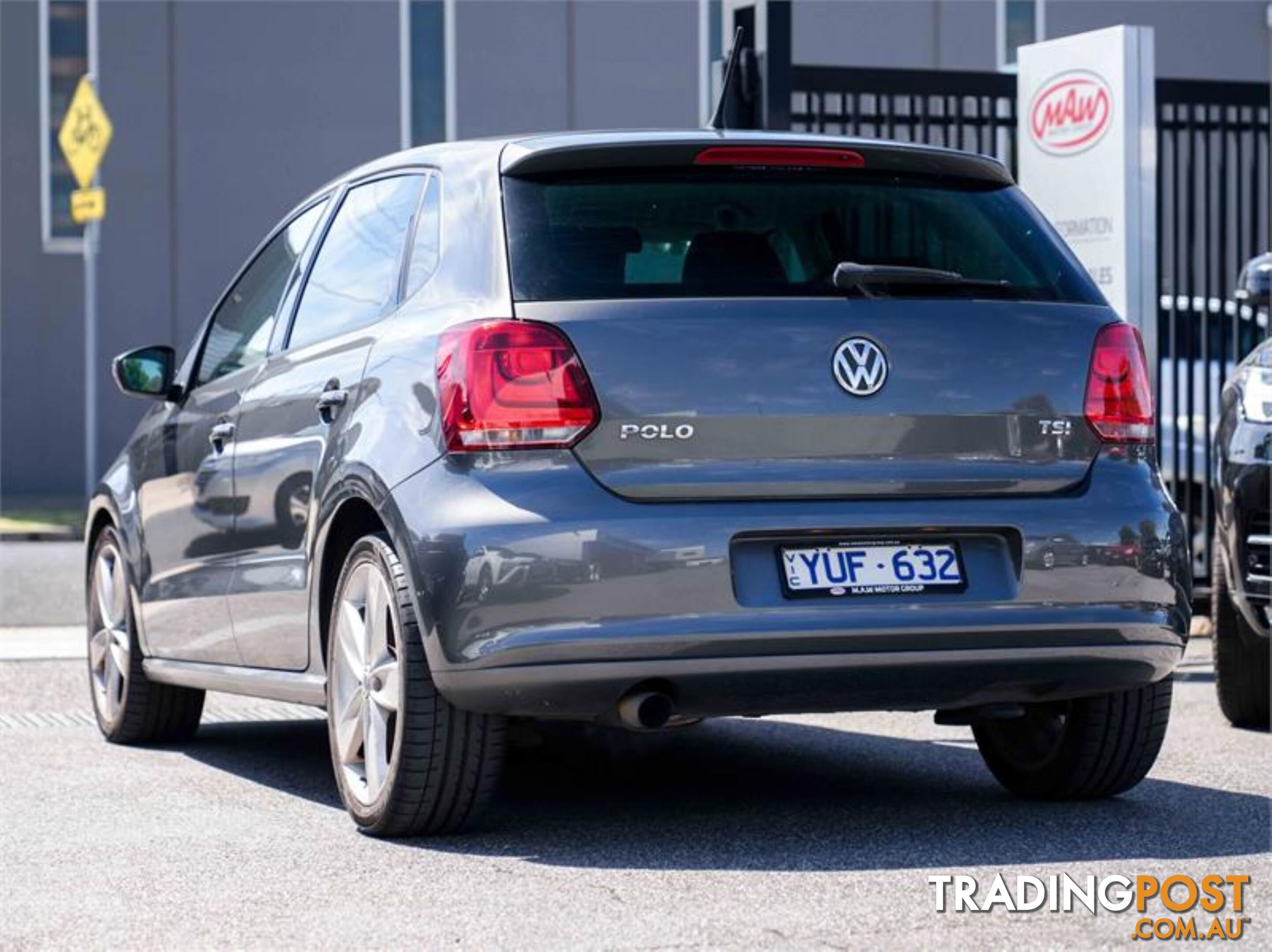 2011 VOLKSWAGEN POLO 77TSICOMFORTLINE 6RMY11 HATCHBACK