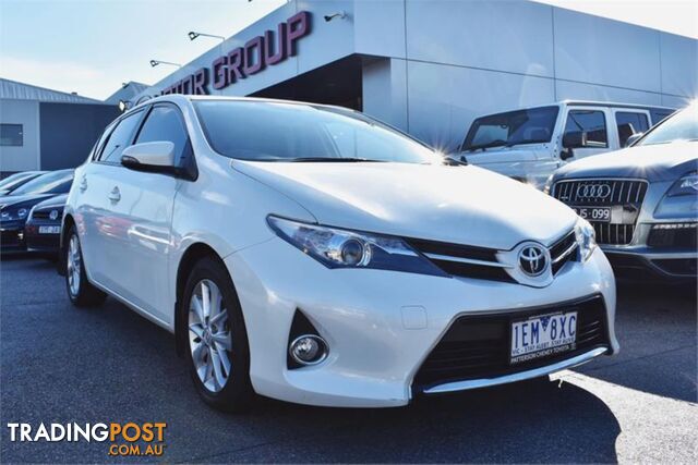 2015 TOYOTA COROLLA LEVINZR ZRE182R HATCHBACK