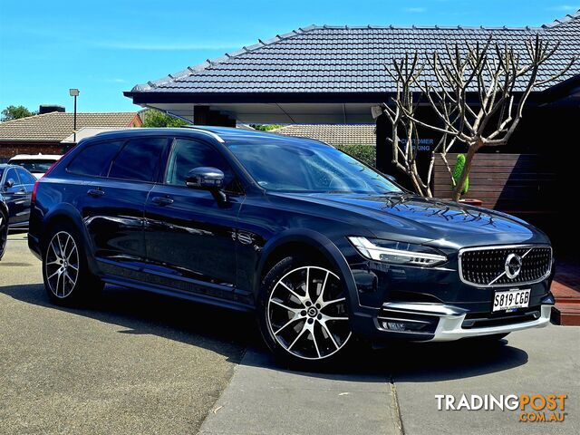 2020 VOLVO V90 CROSS COUNTRY D5