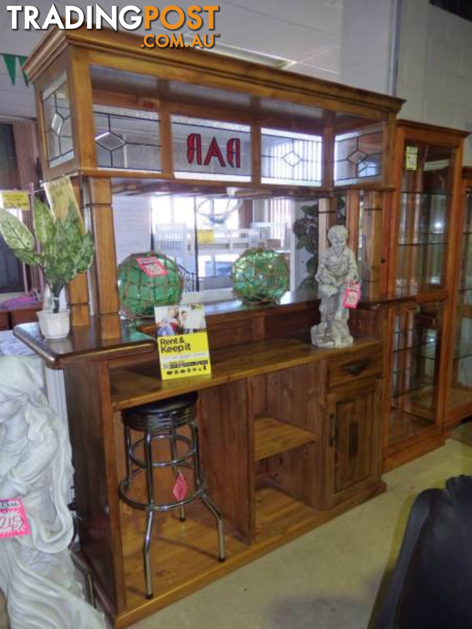 NEW DRINKS BAR LEAD LIGHT FOR HOME $1499. RENTAL $17.30PW