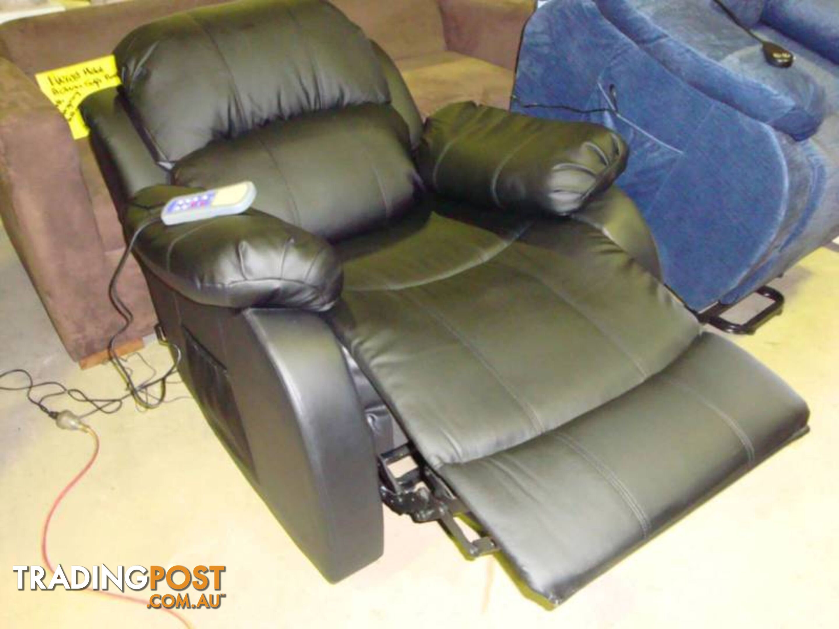 NEW ELECTRIC LIFT CHAIR REMOTE. MASSAGE AND HEAT. RENT $10.60PW