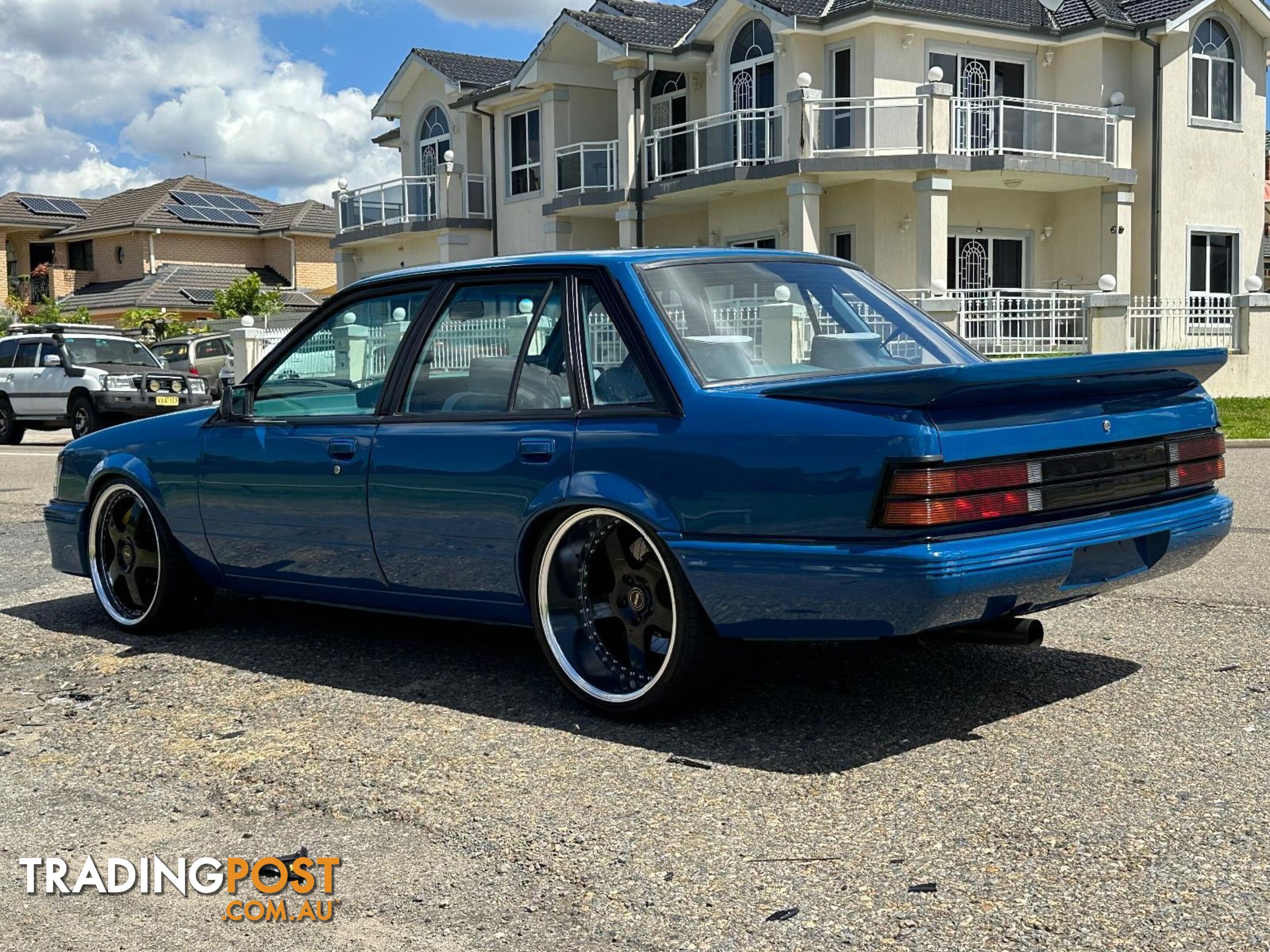 1985 HOLDEN COMMODORE Blue Meanie VK Sedan