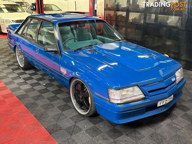 1985 HOLDEN COMMODORE Blue Meanie VK Sedan