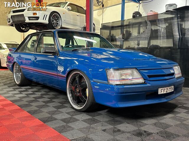 1985 HOLDEN COMMODORE Blue Meanie VK Sedan